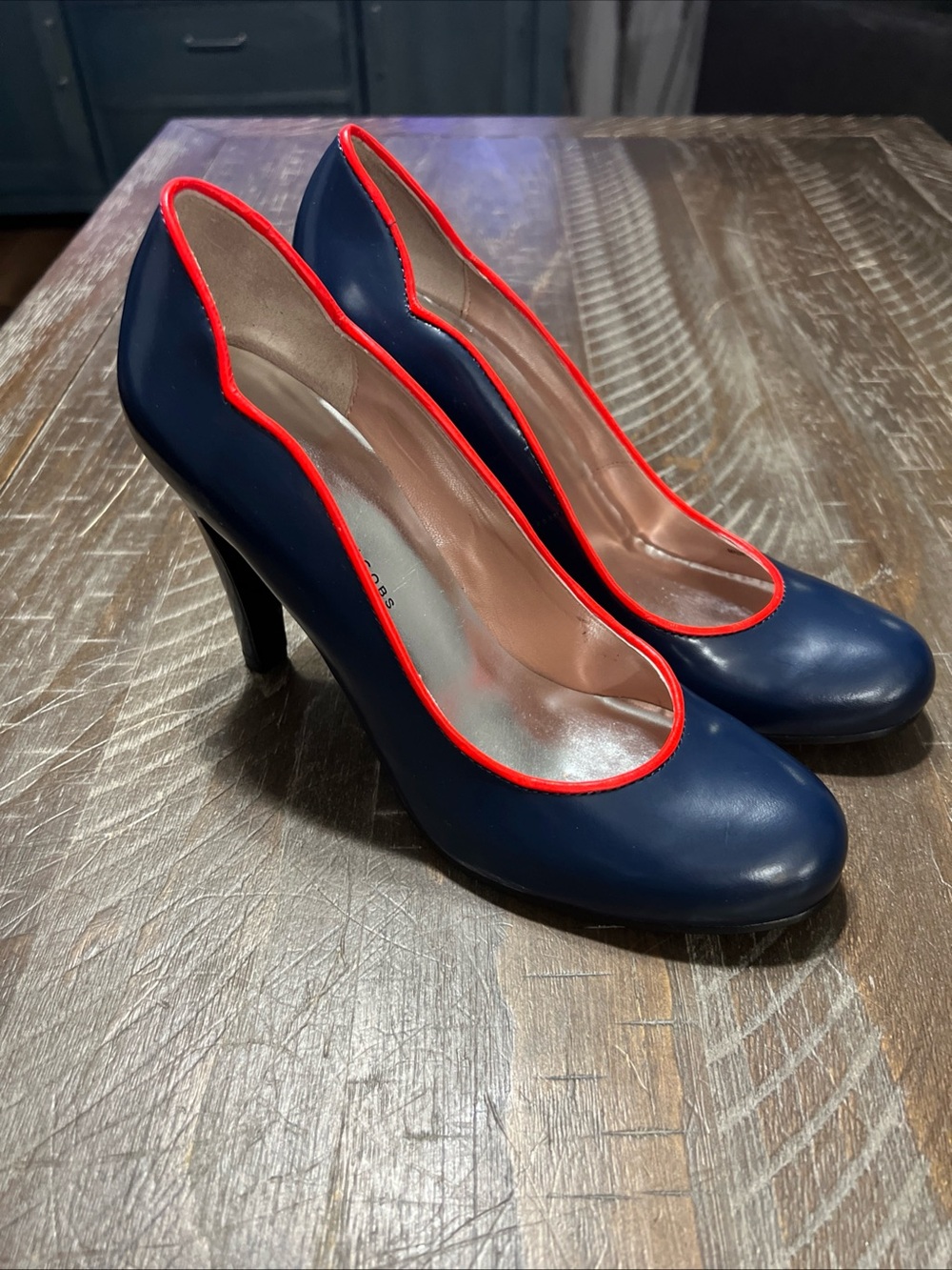 Marc by Marc Jacobs Vintage Navy Pumps with Red Trim